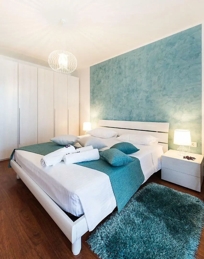 80m² 3 spavaća soba, 1 privatna kupaonica Apartman u Novigrad  Novigrad (Istria)