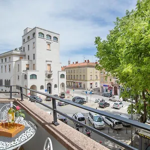 polai-center-apartments.pula-hotels.org/